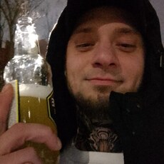 Эмиль, 28