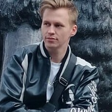 Арсений, 28