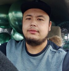 Витя, 24