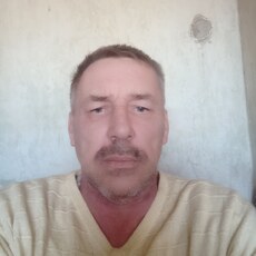 Юрий, 50
