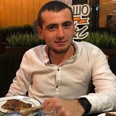 Паша, 35