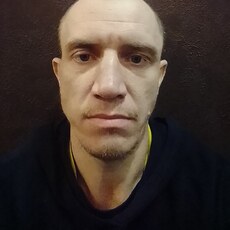 Виталя, 42