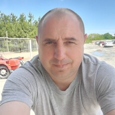 Илья, 44