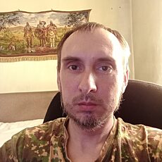 Макс, 37