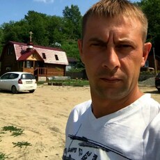 Вова, 37