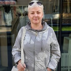Зоя, 47
