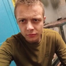 Виталя, 27