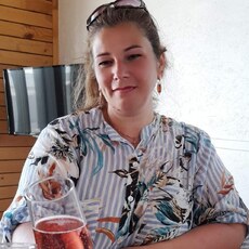 Зина, 44