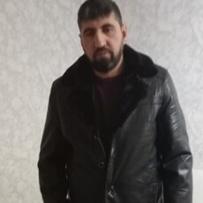Гриша, 41