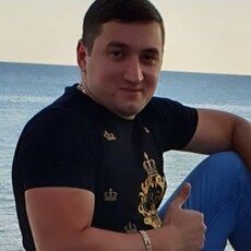 Тарас, 28