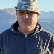 Слава, 44