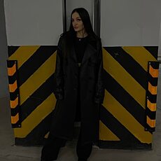 Дина, 27