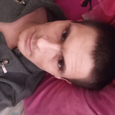 Виктор, 33