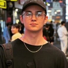 Антон, 21