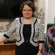 Лара, 42