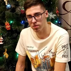 Веня, 20