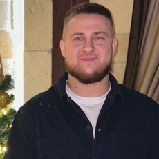 Тим, 26