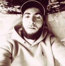 Ярослав, 26
