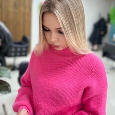 Виктория, 21