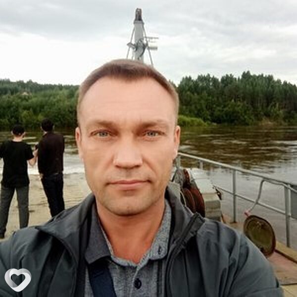 Артём