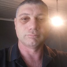 Толя, 44