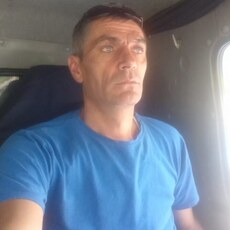 Максим, 46