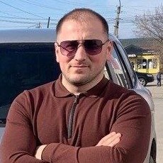 Виталий, 32