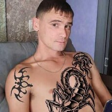 Остап, 33