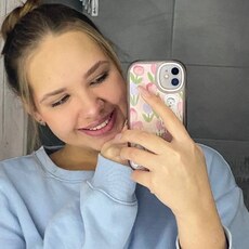 Марта, 23