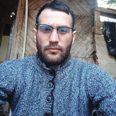 Назар, 29