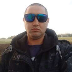 Ден, 36