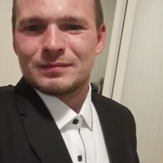 Артур, 30