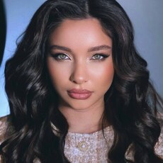 Екатерина, 25