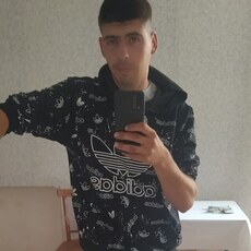 Илья, 26