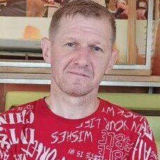Валентин, 48