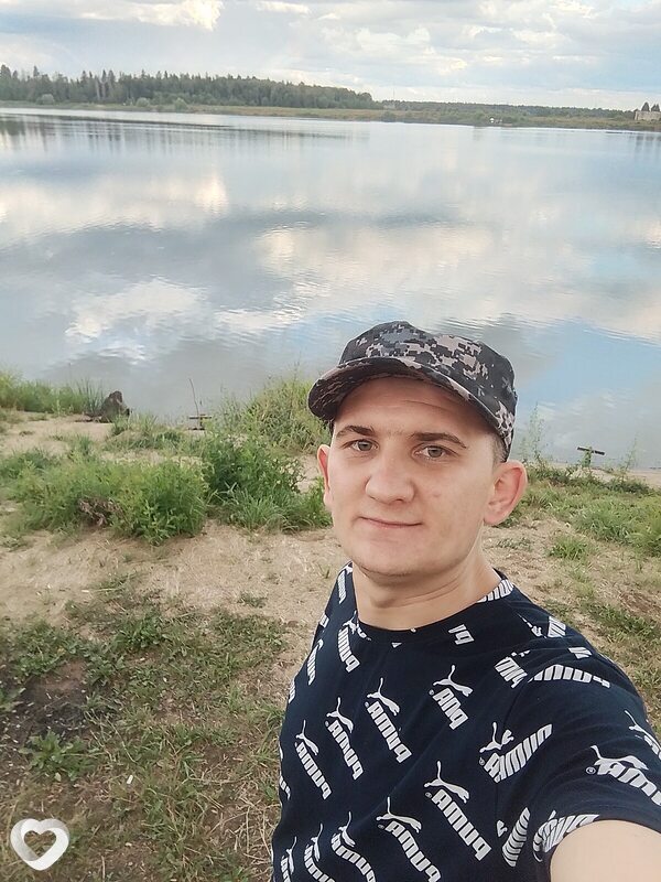 Валя