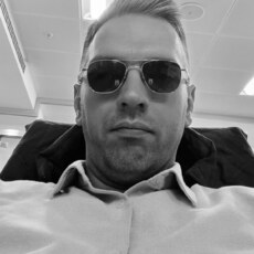 Константин, 33