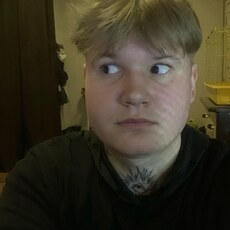Тарас, 22