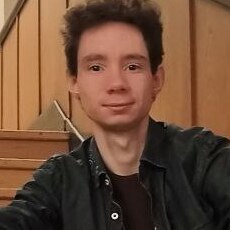 Арсений, 24