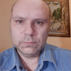 Виктор, 52