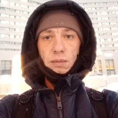 Даня, 33