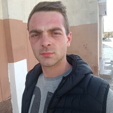 Валентин, 26