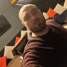 Всеволод, 32