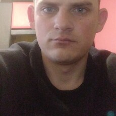 Гена, 29