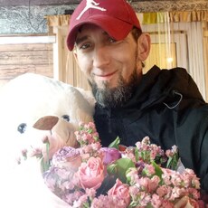 Артур, 36