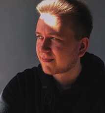 Александр, 24