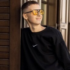 Степан, 20