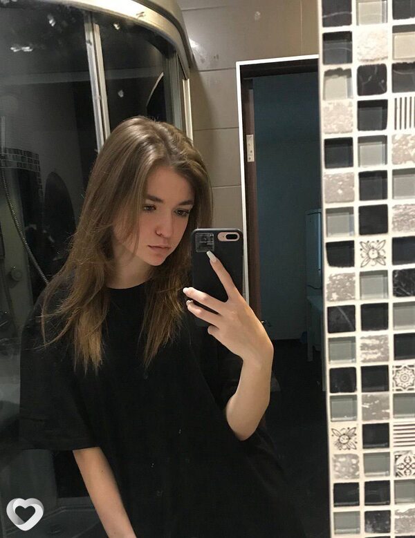 Ева