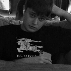 Толя, 21