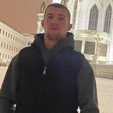 Саша, 28